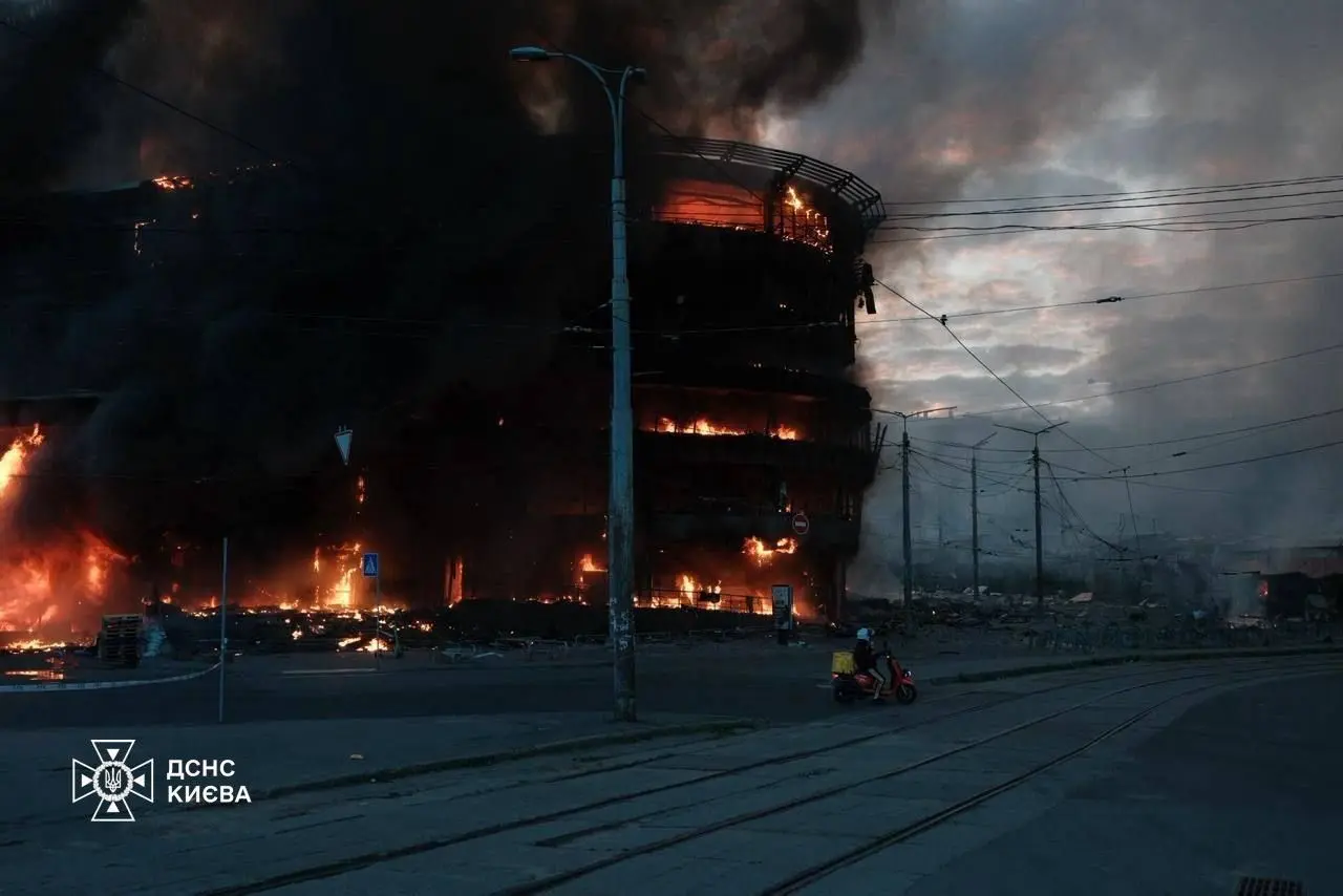 Aftermath of Russia's Oreshnik missile and drone attack on Kyiv, May 24, 2026
